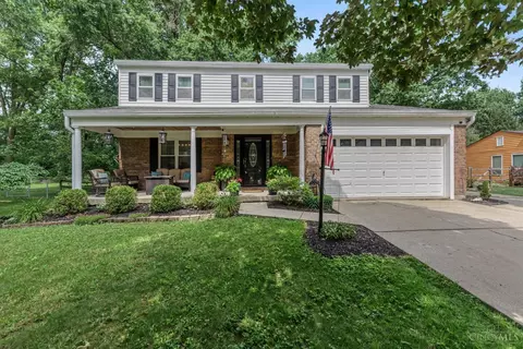 3753 Redthorne Dr, Amelia, OH 45102