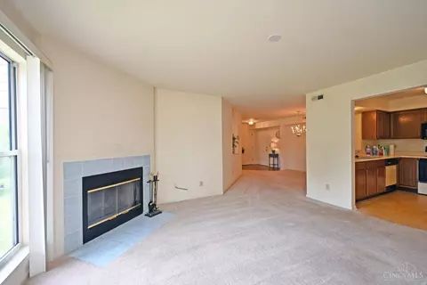3984 Maplecove Ln #C, Cincinnati, OH 45255 photo 11