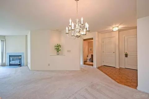 3984 Maplecove Ln #C, Cincinnati, OH 45255 photo 8