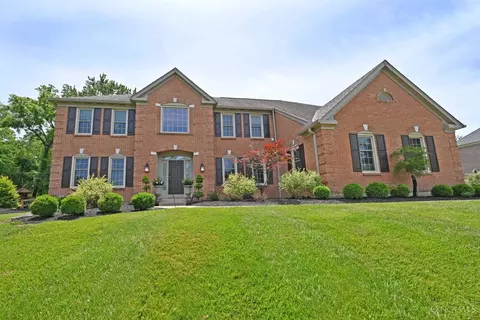 7030 Beech Hollow Dr, Cincinnati, OH 45236