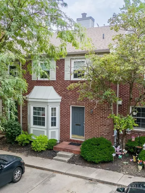 9138 Dominion Cir, Cincinnati, OH 45249