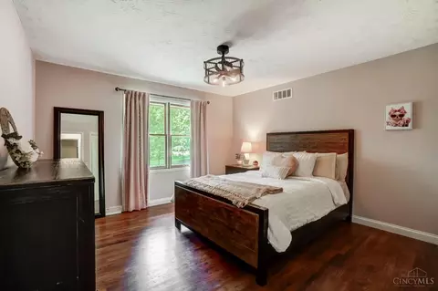 Bedroom - 2800 Mcintire Rd, Morrow, OH 45152 photo 8 of 12