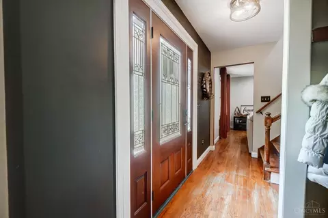 Entry Way - 2800 Mcintire Rd, Morrow, OH 45152 photo 2 of 5