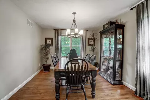 Dining - 2800 Mcintire Rd, Morrow, OH 45152 photo 1 of 3