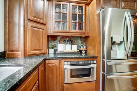 Kitchen - 2800 Mcintire Rd, Morrow, OH 45152 photo 5 of 7