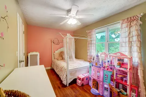 Bedroom - 2800 Mcintire Rd, Morrow, OH 45152 photo 4 of 12