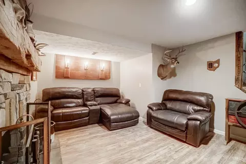 Living - 2800 Mcintire Rd, Morrow, OH 45152 photo 4 of 4