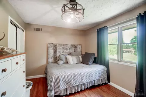 Bedroom - 2800 Mcintire Rd, Morrow, OH 45152 photo 5 of 12