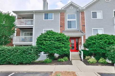 410 Carrington Ln #102, Loveland, OH 45140