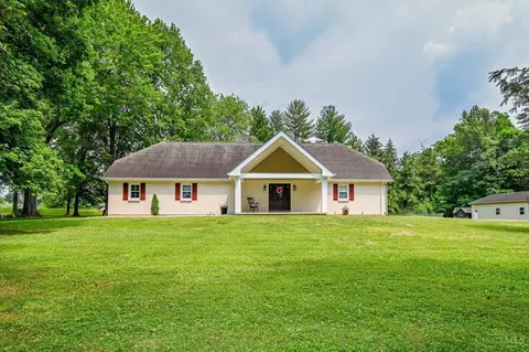 8330 Maineville Rd, Hamilton Township, OH 45039