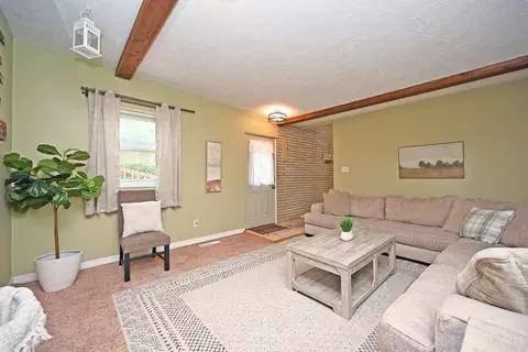 4451 Pinecroft Dr, Cincinnati, OH 45211 photo 11