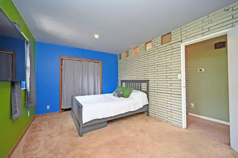 4451 Pinecroft Dr, Cincinnati, OH 45211 photo 27