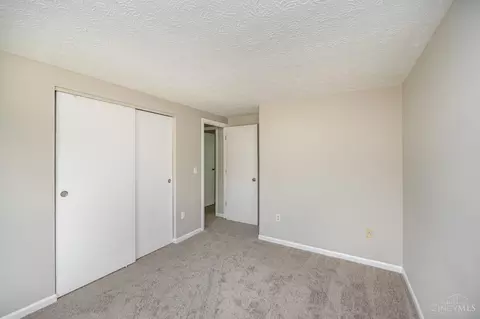 Bedroom - 2116 Broadhurst Ave, Cincinnati, OH 45240 photo 3 of 6