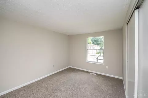 Bedroom - 2116 Broadhurst Ave, Cincinnati, OH 45240 photo 5 of 6