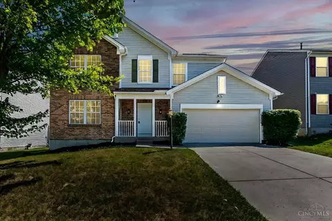 2225 Woodacre Dr, Cincinnati, OH 45231
