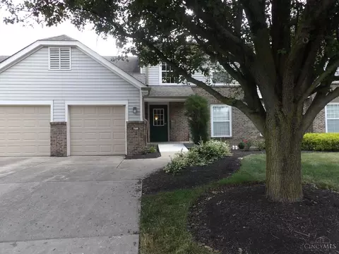 7520 Waterford Cir #102, Mason, OH 45040