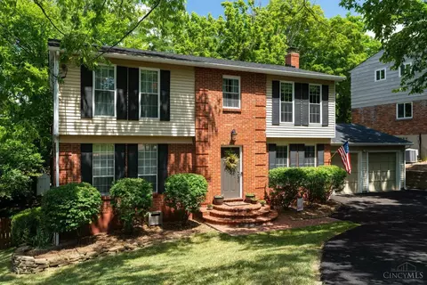 1049 Birney Ln, Anderson Twp, OH 45230