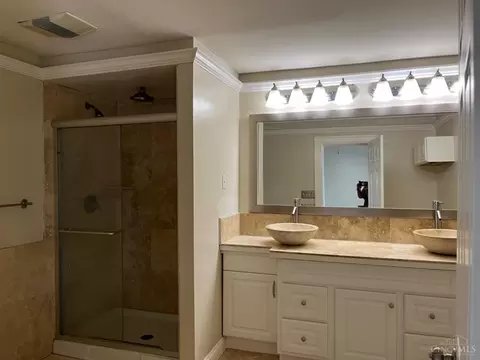 Bath - 10163 Wayne Ave, Woodlawn, OH 45215 photo 3 of 3