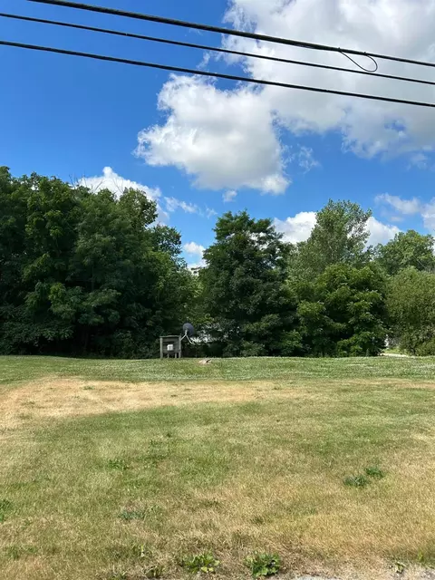 127 High St, Leesburg, OH 45135