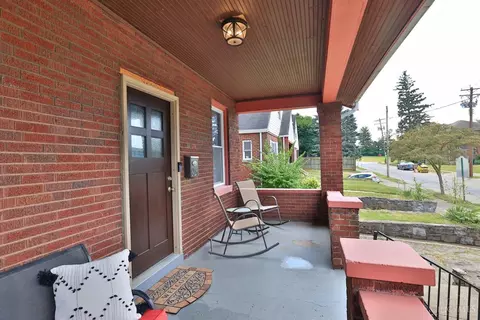 Exterior - 6020 Hammel Ave, Golf Manor, OH 45237 photo 3 of 14