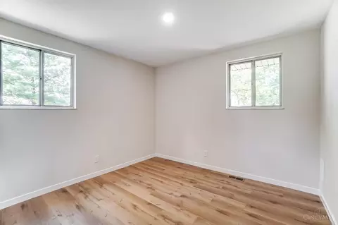 719 Miles Ln, Cincinnati, OH 45245 photo 19