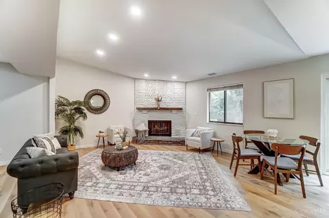 719 Miles Ln, Cincinnati, OH 45245 photo 6