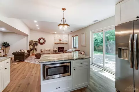 719 Miles Ln, Cincinnati, OH 45245 photo 14