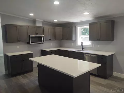 Kitchen - 3700 Number Nine Rd, Blanchester, OH 45107 photo 2 of 2