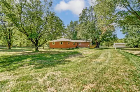 Exterior - 3584 Foster Maineville Rd, Morrow, OH 45152 photo 7 of 12