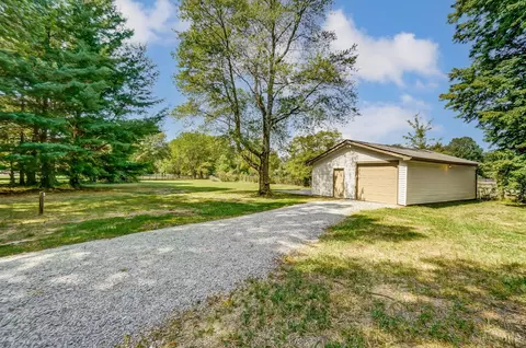 Exterior - 3584 Foster Maineville Rd, Morrow, OH 45152 photo 10 of 12