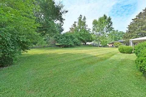 Exterior - 2630 Beechmar Dr, Cincinnati, OH 45230 photo 5 of 9