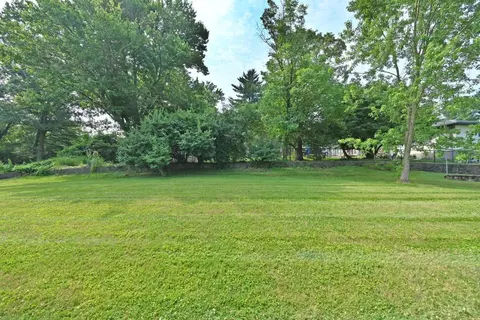 Exterior - 2630 Beechmar Dr, Cincinnati, OH 45230 photo 6 of 9