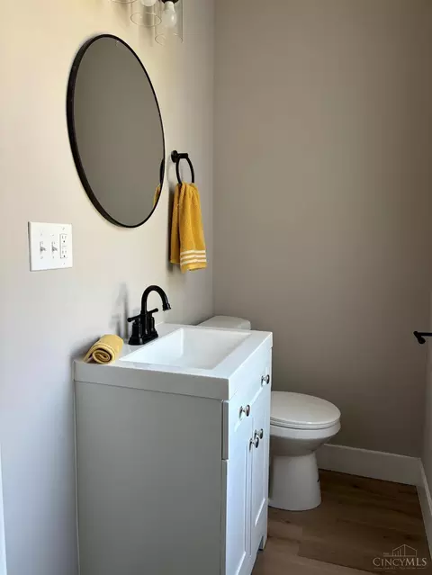 Bath - 188 Progress Ave, Hamilton, OH 45013 photo 1 of 3