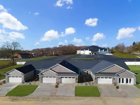 6820 Traditions St, Middletown, OH 45044