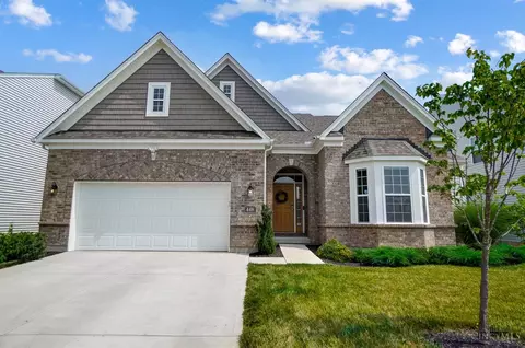 449 Auburn Grove Dr, South Lebanon, OH 45065