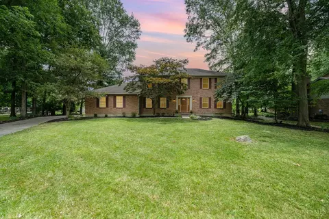 5587 Beech Grove Dr, Milford, OH 45150