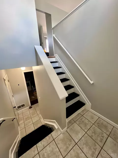 Entry Way - 4260 Tranquility Ct, Batavia, OH 45103 photo 2 of 2