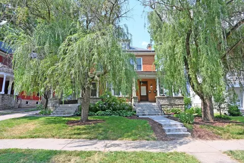 348 Thrall St #1, Cincinnati, OH 45220