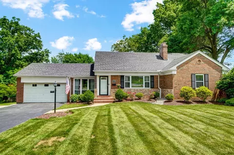 1738 Linneman Rd, Cincinnati, OH 45238
