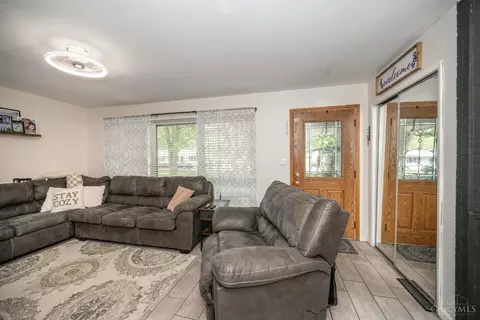 Entry Way - 305 Smith Ave, Mount Orab, OH 45154 photo 1 of 1