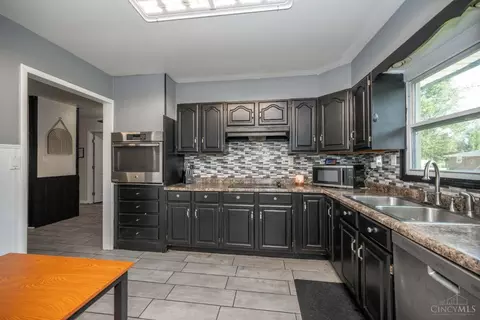 Kitchen - 305 Smith Ave, Mount Orab, OH 45154 photo 1 of 3