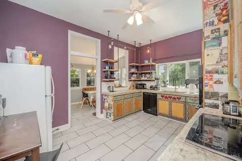 Kitchen - 3183 River Rd, Cincinnati, OH 45204 photo 4 of 4
