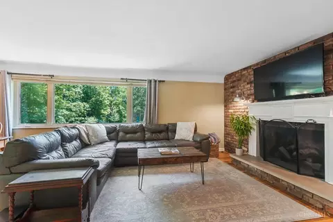 5582 Mapleridge Dr, Cincinnati, OH 45227 photo 16