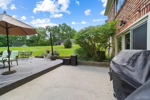 5582 Mapleridge Dr, Cincinnati, OH 45227 photo 48