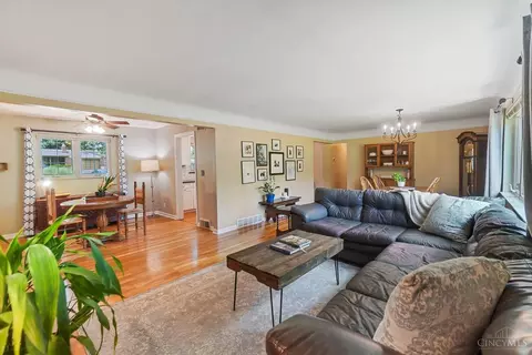 5582 Mapleridge Dr, Cincinnati, OH 45227 photo 14