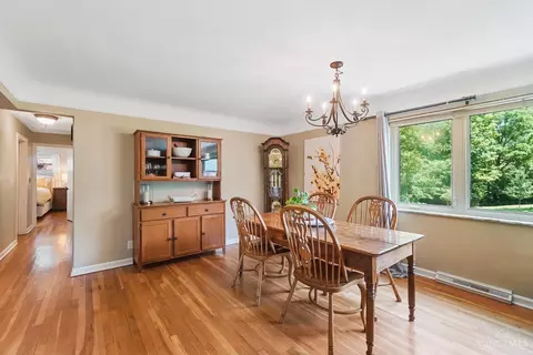 5582 Mapleridge Dr, Cincinnati, OH 45227 photo 19