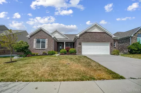 5207 Peterborough Dr, Cleves, OH 45002