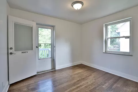 Bedroom - 2204 Kipling Ave, Cincinnati, OH 45239 photo 2 of 4