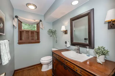Bath - 11040 Toddtee Ln, Montgomery, OH 45242 photo 1 of 9