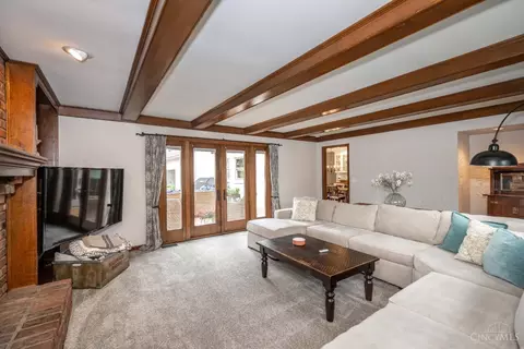 Living - 11040 Toddtee Ln, Montgomery, OH 45242 photo 1 of 1